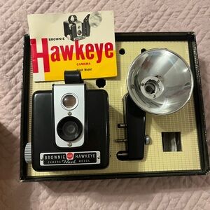 Vintage Kodak Camera w Flash attachment